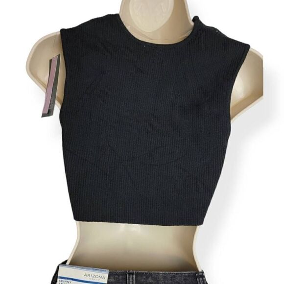 Wild Fable Knit Front twist Crop Top Medium - Picture 3 of 4